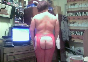 Laura-lee adult dating in Alton, IL